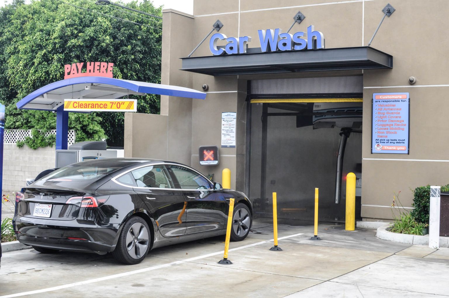 Explore Car Wash Options in Culver City Express vs Touchfree Car
