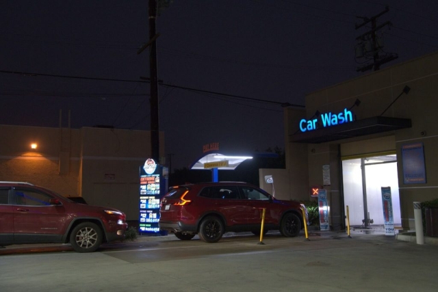 Culver City Chevron Car wash los angeles Brushless
