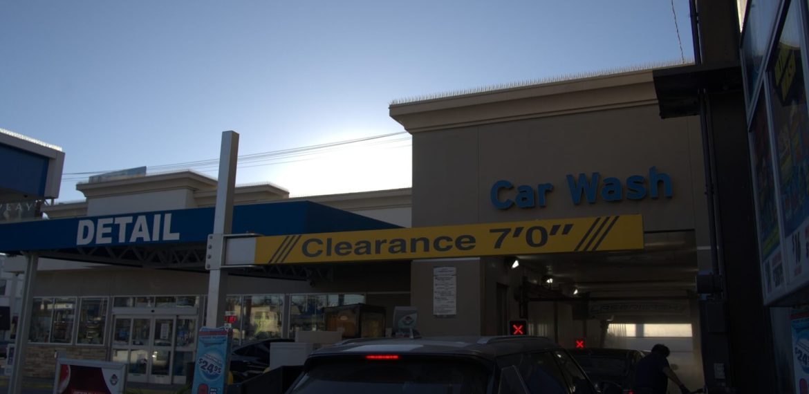 La Brea Car wash Los Angeles 5 minute express wash, best car wash la