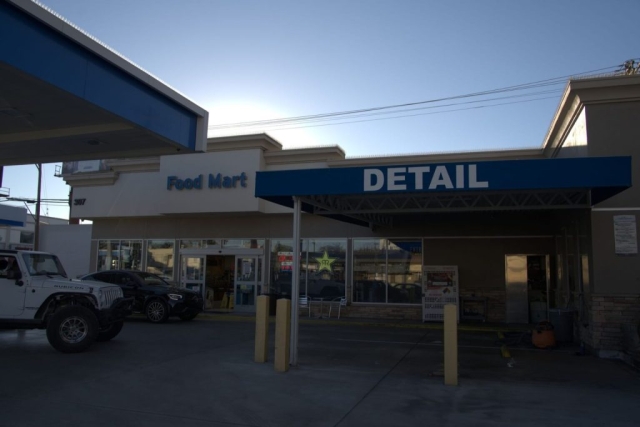 Nearby La Brea Car wash Los Angeles