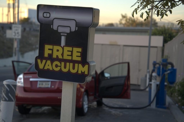 best nearby car wash free vacuum Sherman Way
