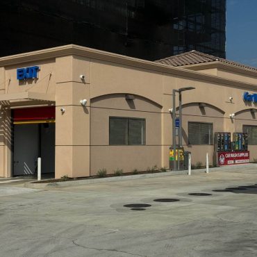 Nearby Monrovia Chevron Car wash Los Angeles, best car wash nearby monrovia